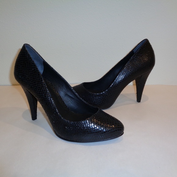 Pour La Victoire Size 6.5 M Black Leather Heels - Picture 6 of 8